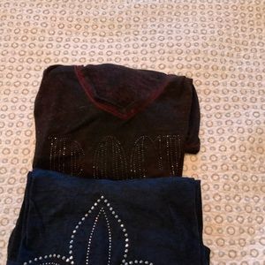 Bundle of 2V Necks short sleeves sheer tee shirts